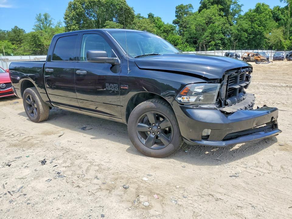 2017 RAM 1500 ST — Фото 4 из 12