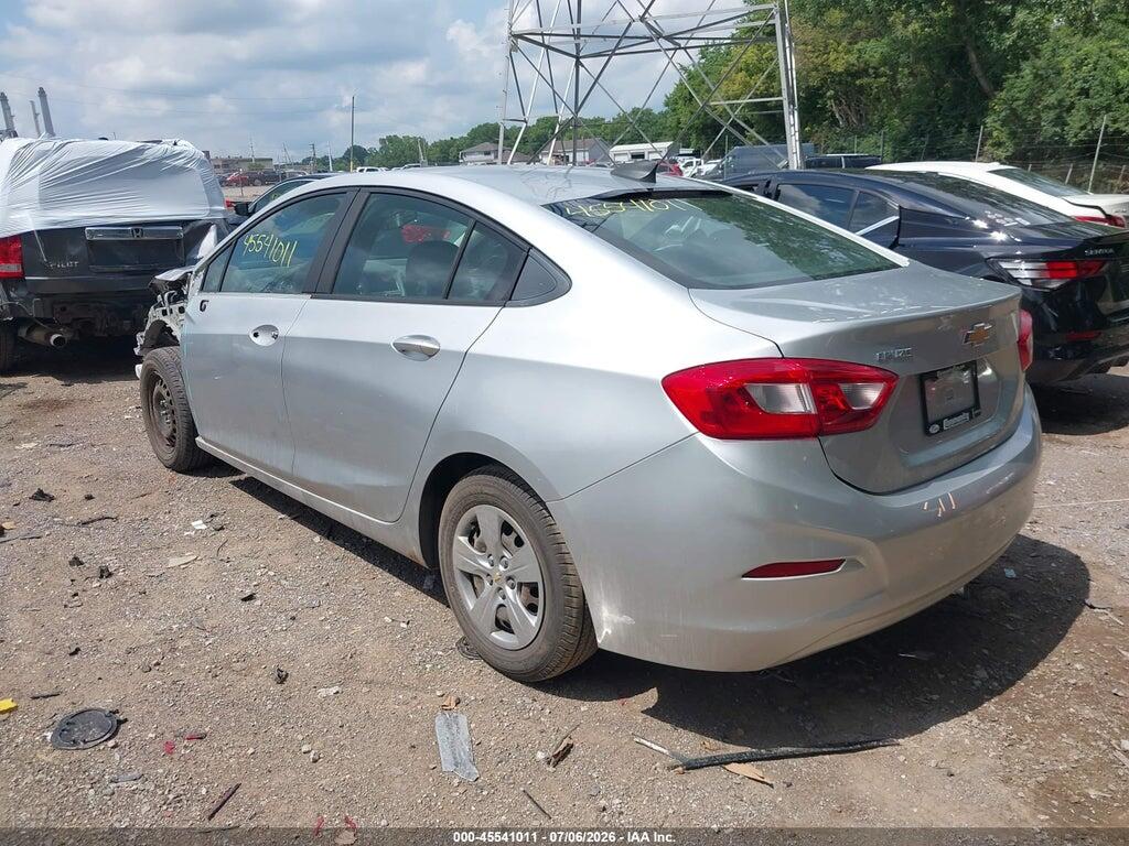 1G1BC5SM5H7213258 2017 CHEVROLET CRUZE photo no. 3