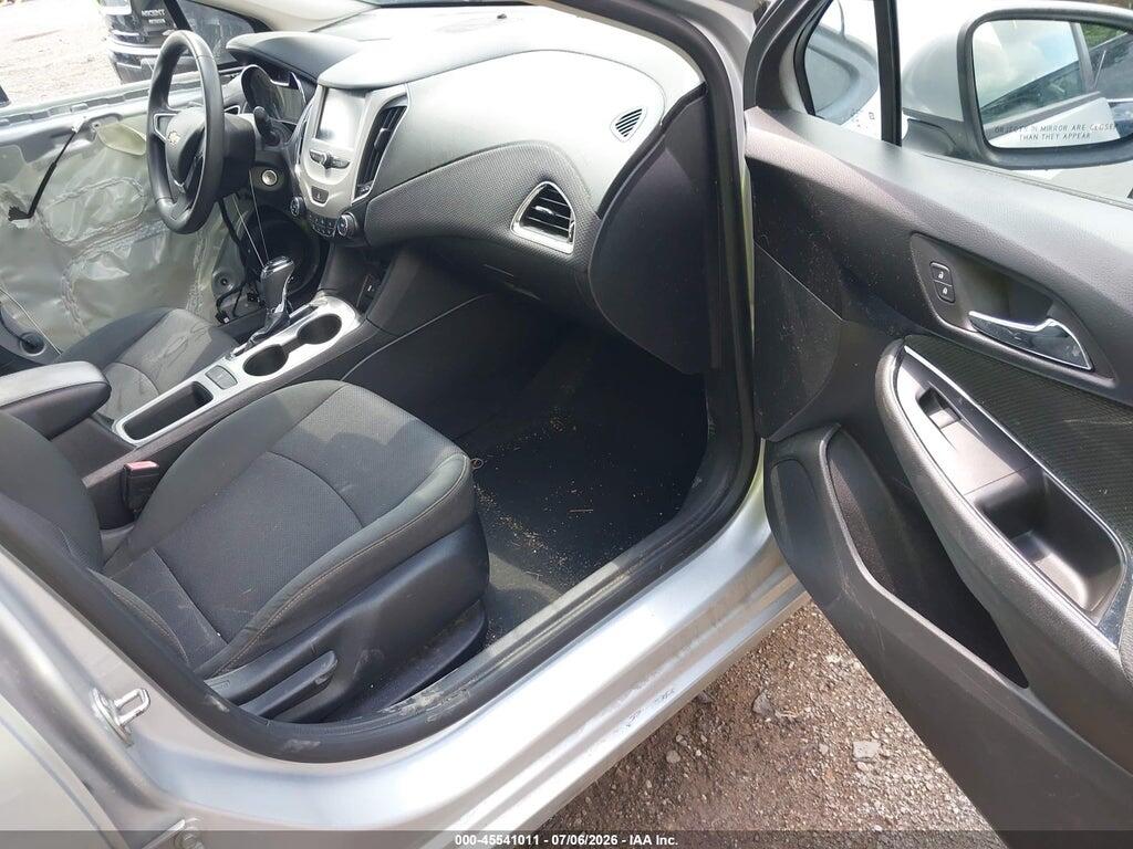 1G1BC5SM5H7213258 2017 CHEVROLET CRUZE photo no. 5