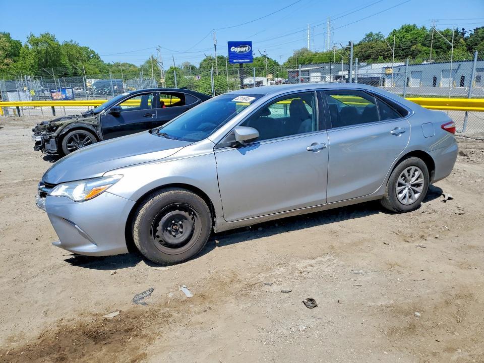 4T1BF1FK3HU372289 2017 TOYOTA CAMRY photo no. 1