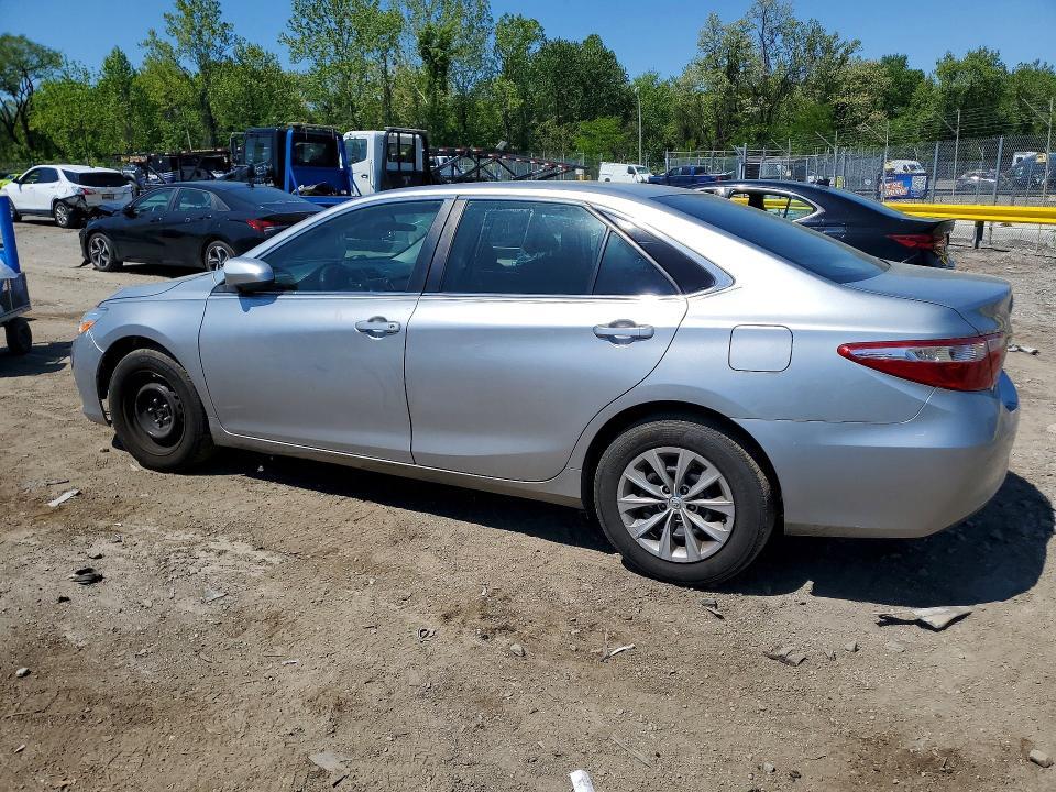 4T1BF1FK3HU372289 2017 TOYOTA CAMRY photo no. 2