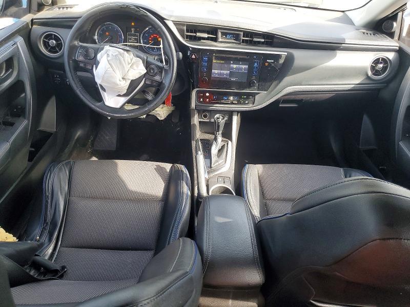 5YFBURHE8HP577393 2017 TOYOTA COROLLA photo no. 8