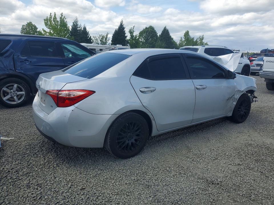2T1BURHEXHC885066 2017 TOYOTA COROLLA photo no. 3