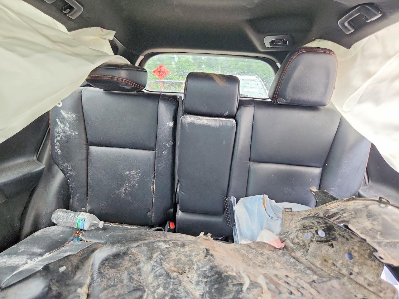 2017 TOYOTA RAV4 SE — Фото 10 из 13