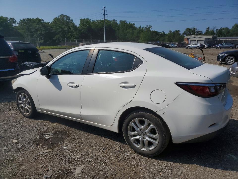3MYDLBYV4HY174323 2017 TOYOTA YARIS IA photo no. 2