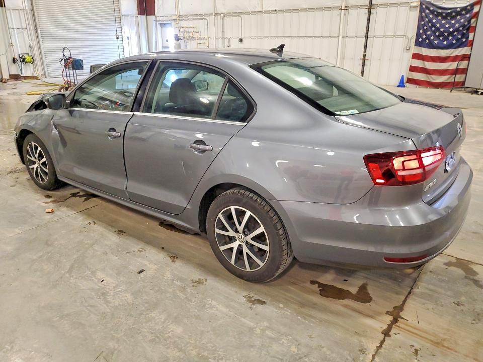 2017 VOLKSWAGEN JETTA SE — Фото 2 из 12