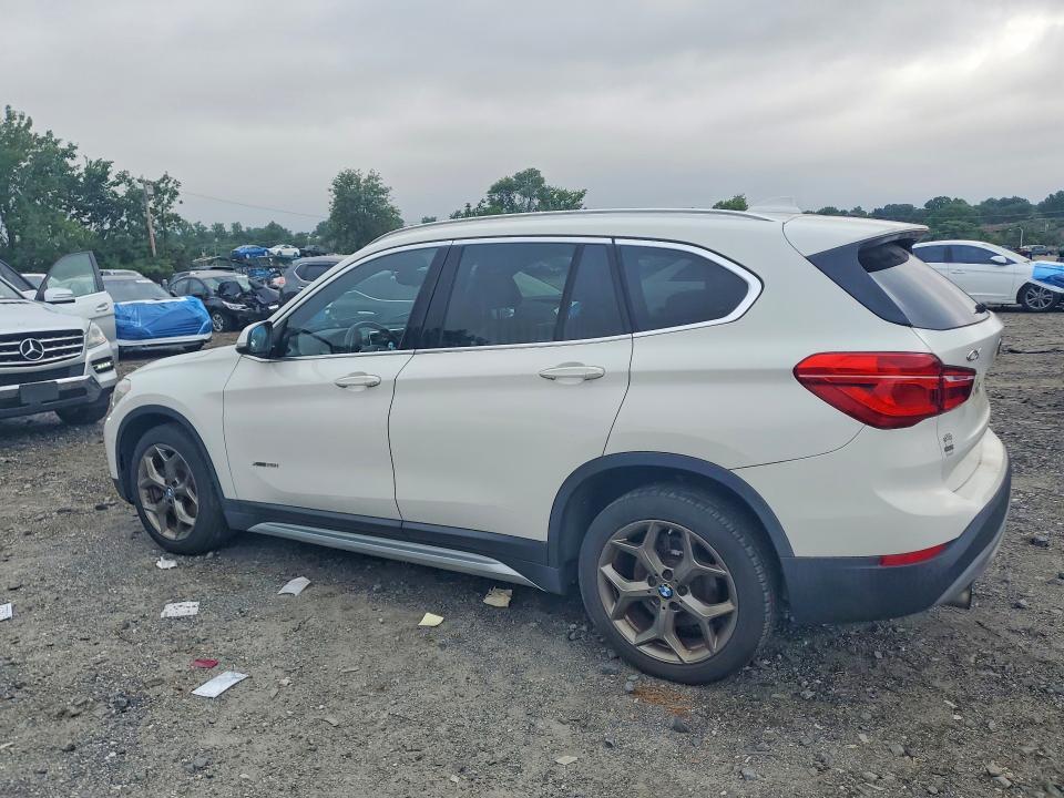 2016 BMW X1 XDRIVE28I — Фото 2 из 13