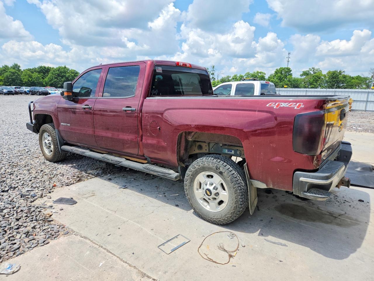 2016 CHEVROLET SILVERADO K2500 HEAVY DUTY — Фото 2 из 12