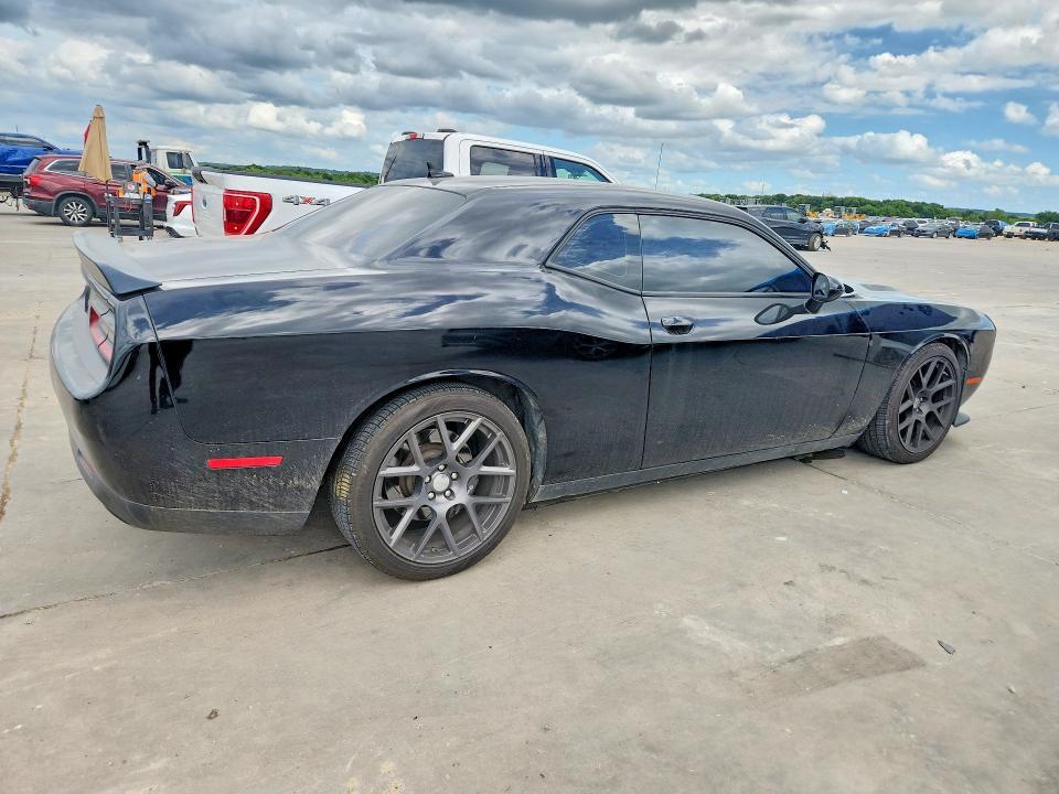 2C3CDZFJXGH131422 2016 DODGE CHALLENGER photo no. 3