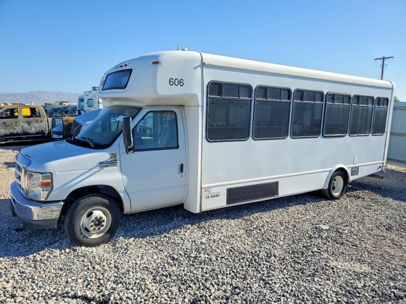 2016 FORD E-450 — Фото 2 из 10