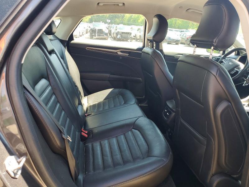 2016 FORD FUSION SE PHEV — Фото 10 из 12