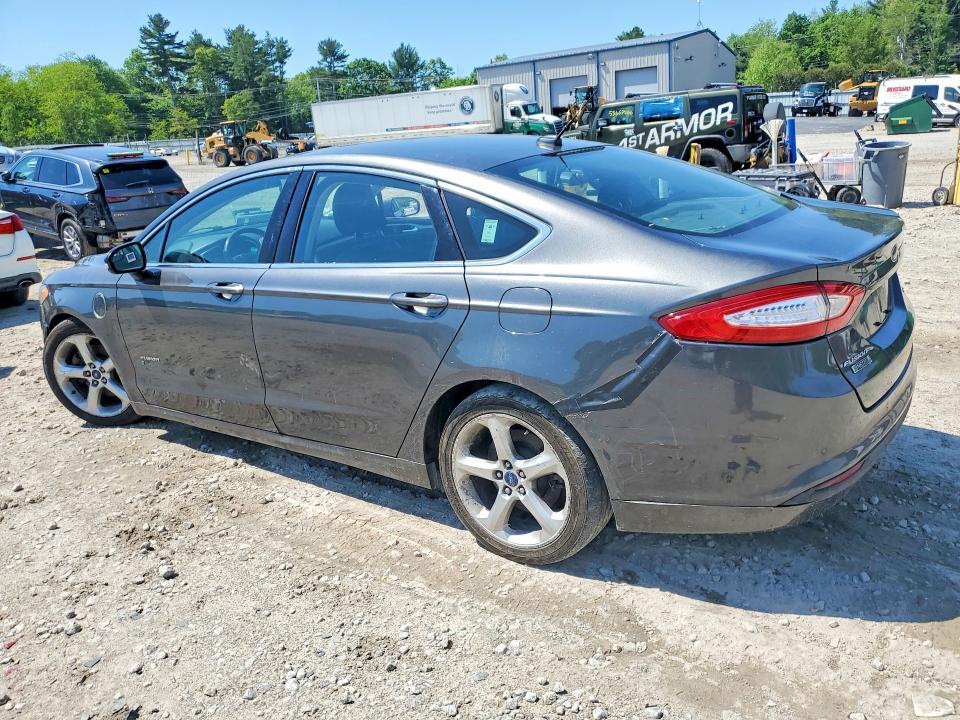 2016 FORD FUSION SE PHEV — Фото 2 из 12