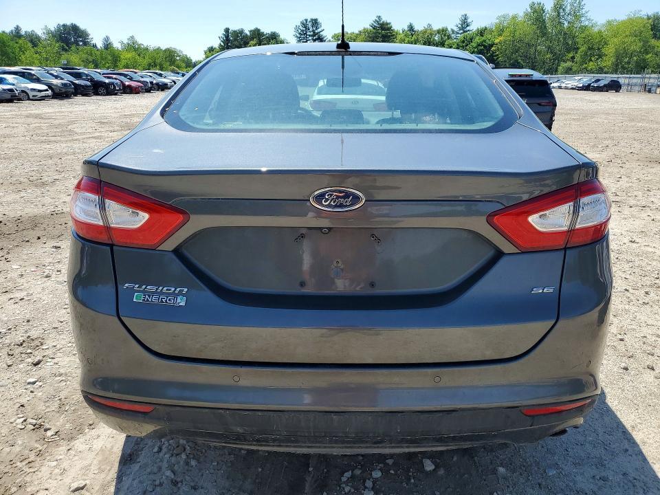 2016 FORD FUSION SE PHEV — Фото 6 из 12