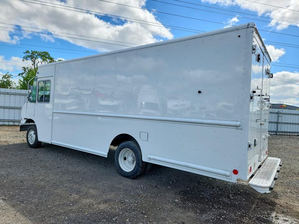 2016 FREIGHTLINER MT-55G STEP VAN - R & D - CLN TITLE - PRIOR FLEET — Фото 2 из 13