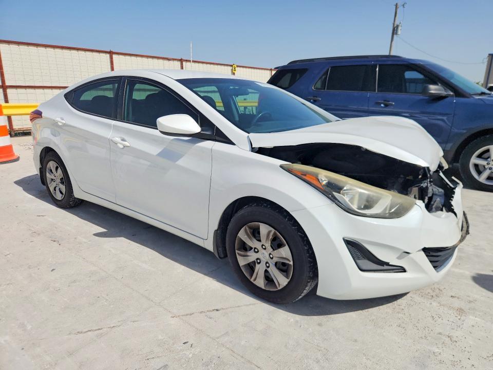 2016 HYUNDAI ELANTRA SE — Фото 4 из 12