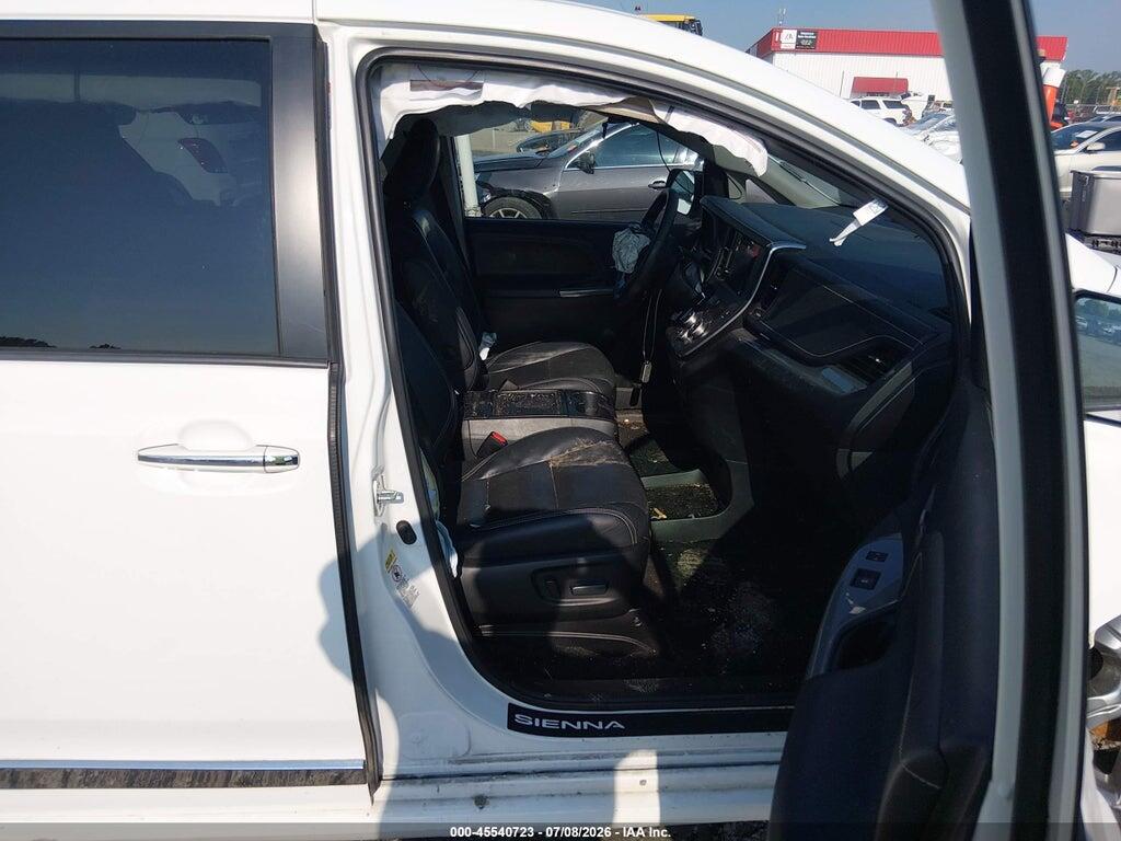 5TDXZ3DC3HS843158 2017 TOYOTA SIENNA photo no. 5