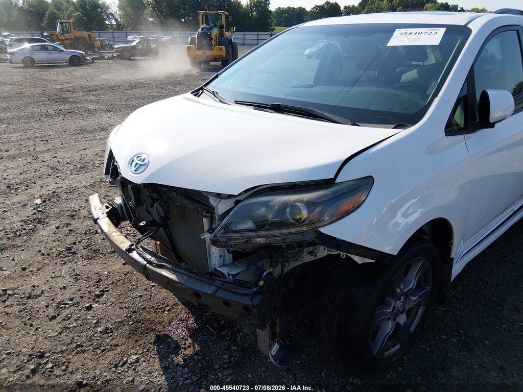 5TDXZ3DC3HS843158 2017 TOYOTA SIENNA photo no. 6