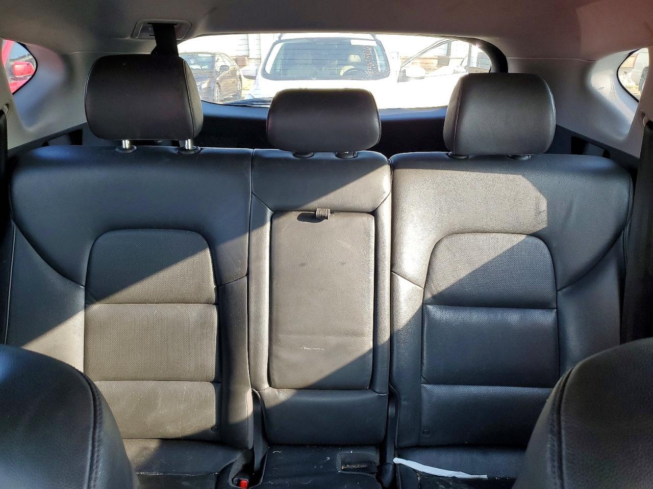 2016 HYUNDAI TUCSON LIMITED — Фото 10 из 13