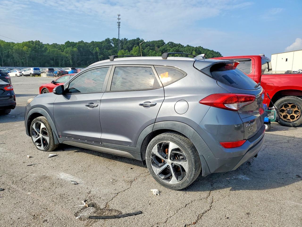 2016 HYUNDAI TUCSON LIMITED — Фото 2 из 13