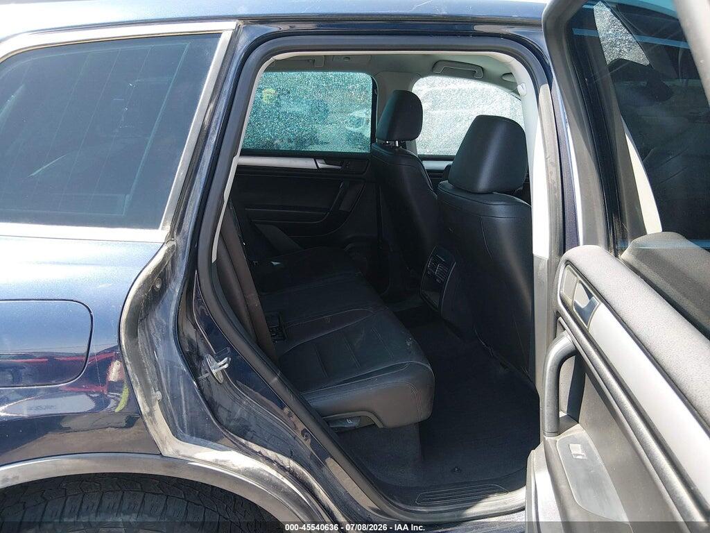 WVGEF9BP6DD009055 2013 VOLKSWAGEN TOUAREG photo no. 8