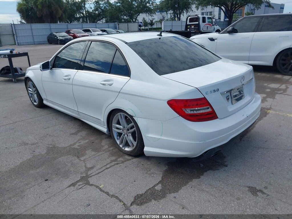 WDDGF4HB0EG253687 2014 MERCEDES-BENZ C 250 photo no. 3