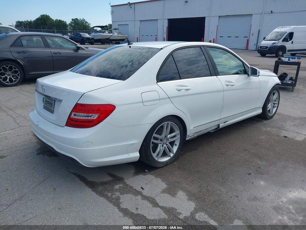 WDDGF4HB0EG253687 2014 MERCEDES-BENZ C 250 photo no. 4