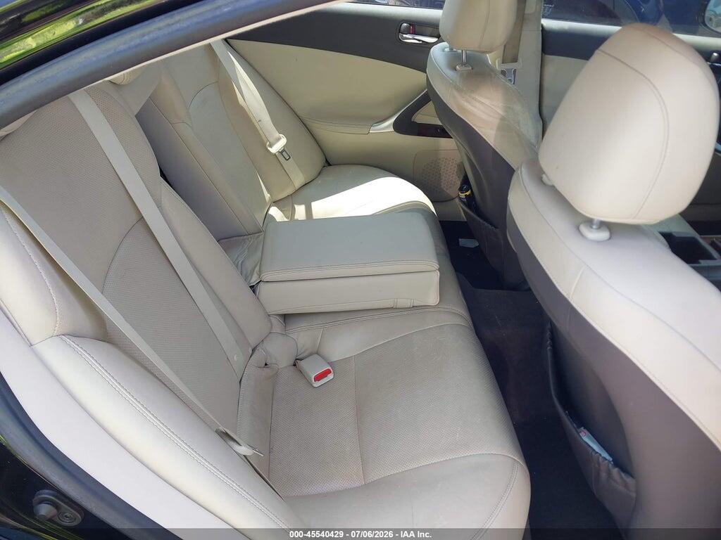 JTHCF5C26A5037515 2010 LEXUS IS 250 photo no. 8
