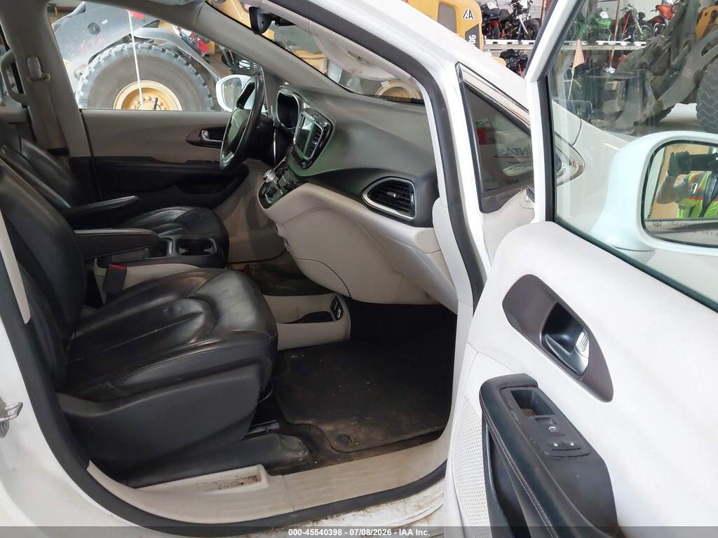 2C4RC1BG9KR685364 2019 CHRYSLER PACIFICA photo no. 5