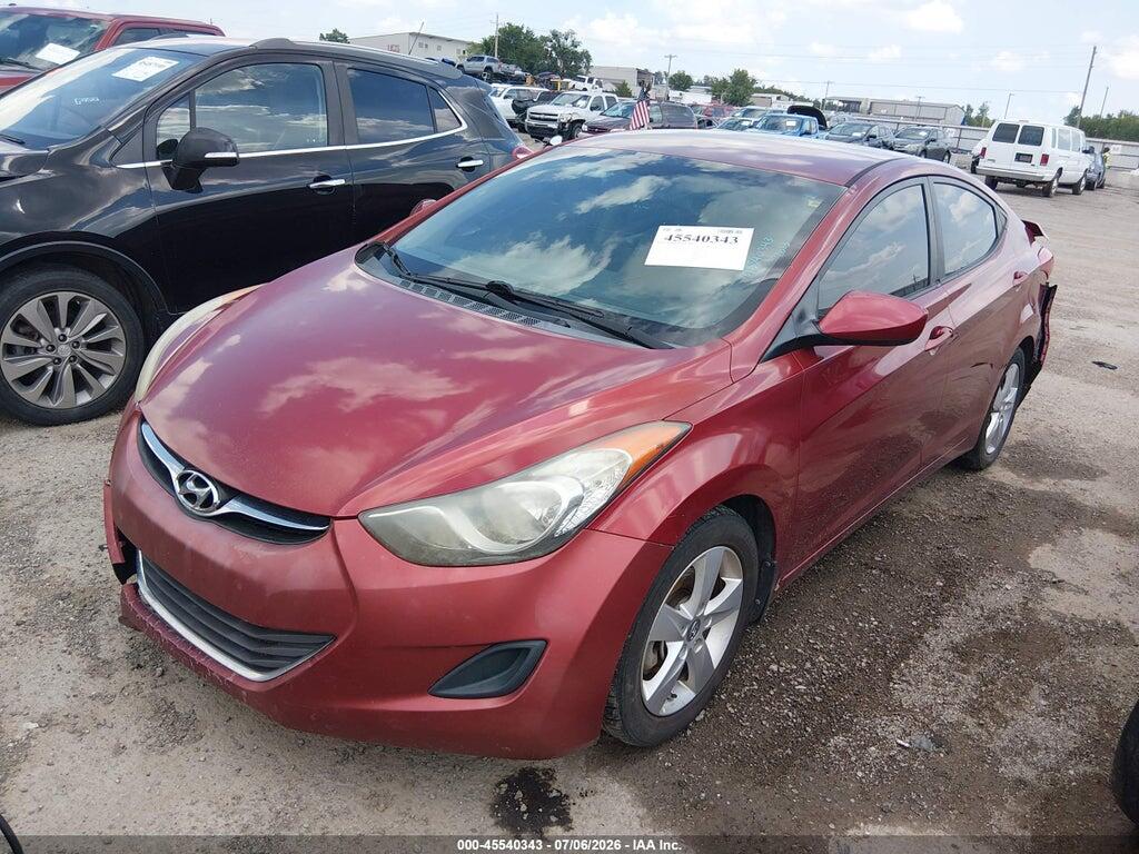 5NPDH4AEXDH400314 2013 HYUNDAI ELANTRA photo no. 2