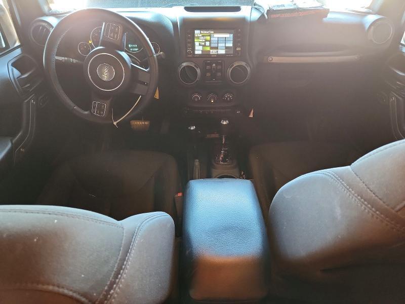 2016 JEEP WRANGLER UNLIMITED SPORT — Фото 8 из 13