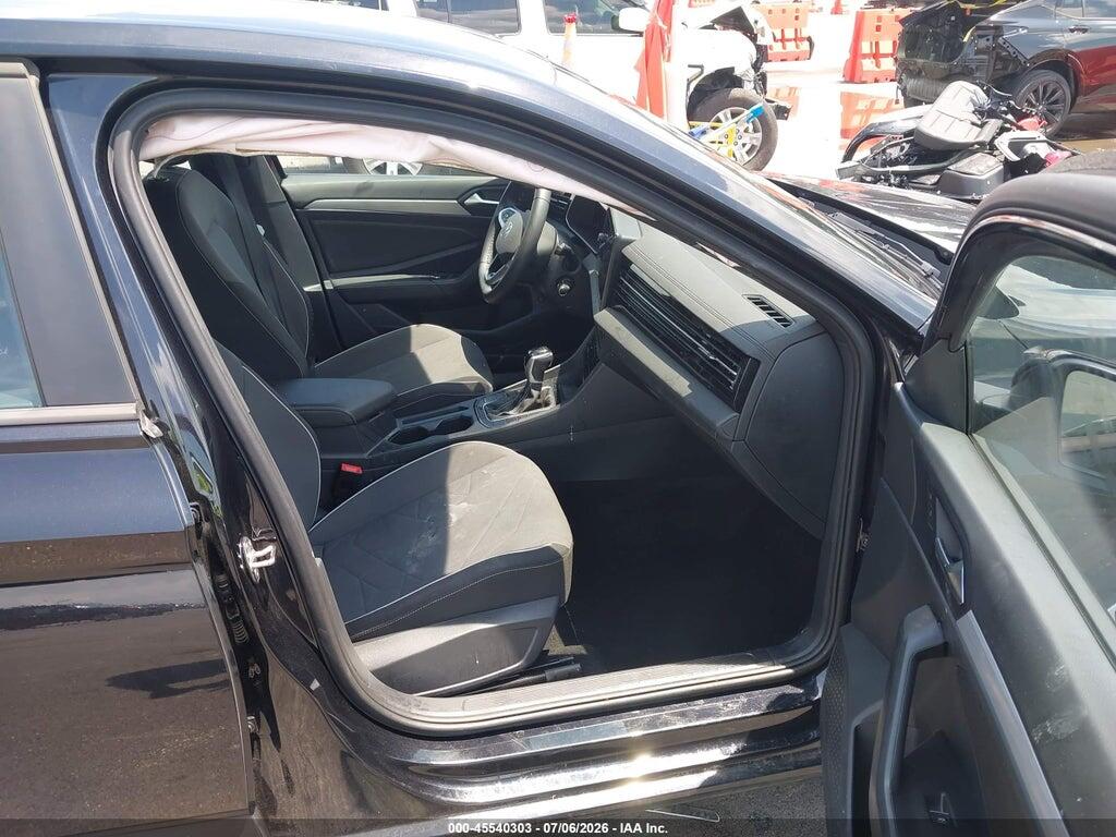 3VWBX7BU6SM058365 2025 VOLKSWAGEN JETTA photo no. 5