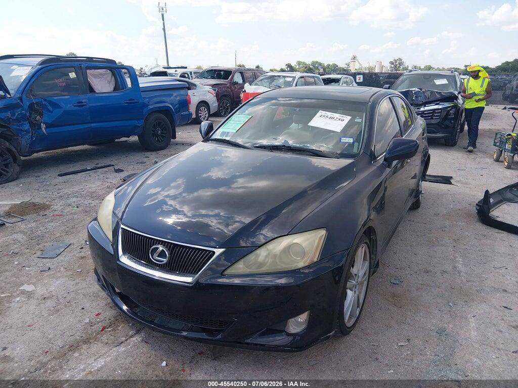 JTHBK262072035576 2007 LEXUS IS 250 photo no. 2