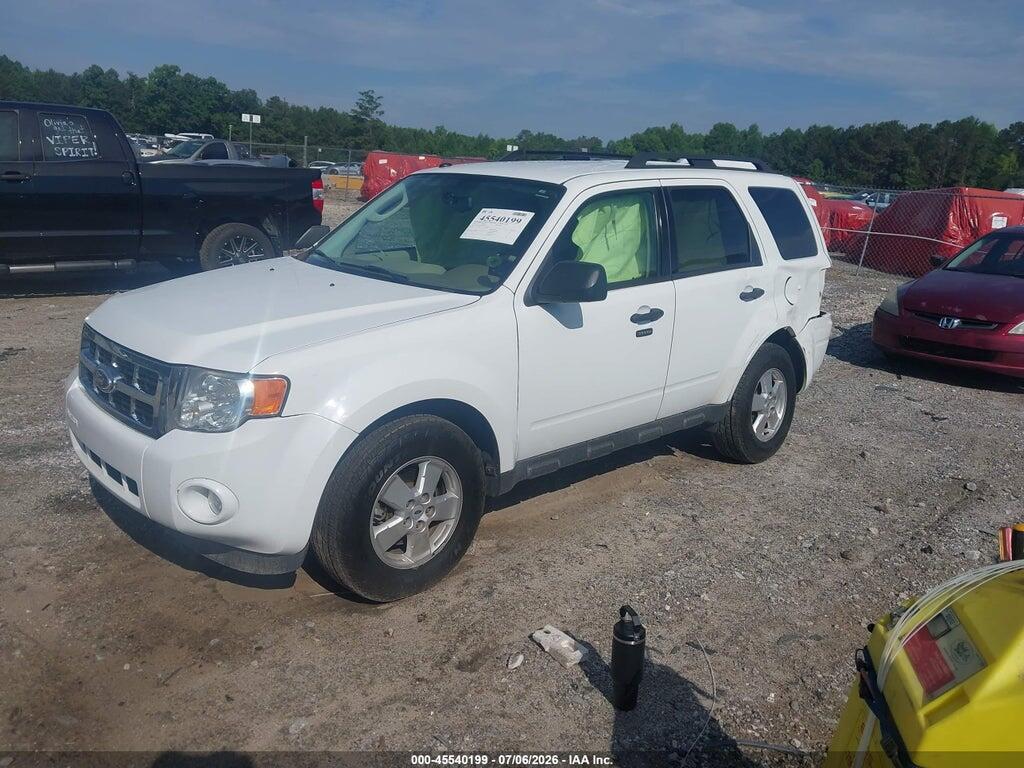1FMCU0D72AKB11711 2010 FORD ESCAPE photo no. 2