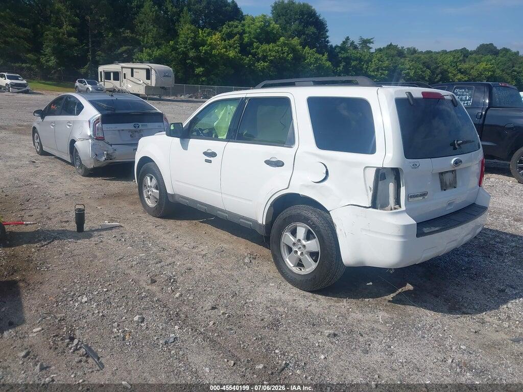 1FMCU0D72AKB11711 2010 FORD ESCAPE photo no. 3