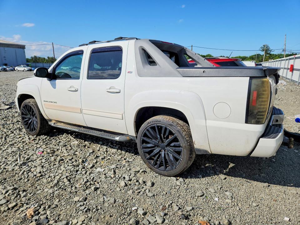 3GNFK220X9G283262 2009 CHEVROLET AVALANCHE photo no. 2