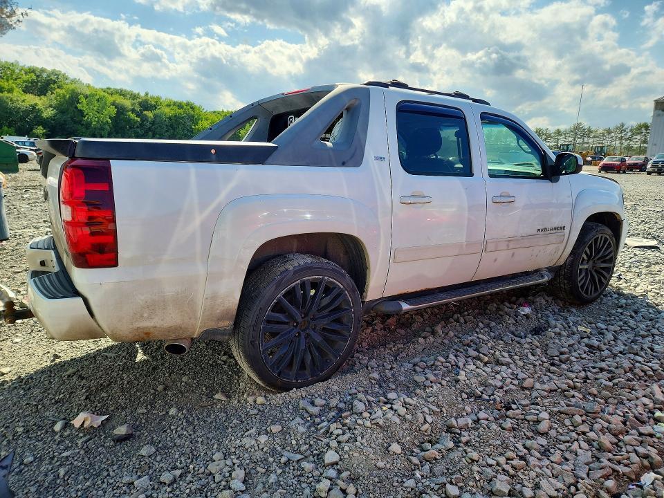 3GNFK220X9G283262 2009 CHEVROLET AVALANCHE photo no. 3