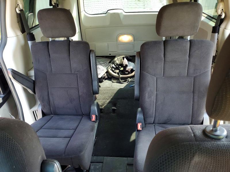 2014 DODGE GRAND CARAVAN SXT — Фото 10 из 13