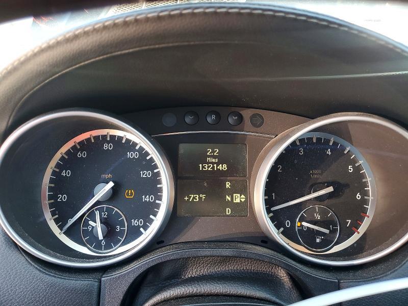 2010 MERCEDES-BENZ GL 450 4MATIC — Фото 9 из 13