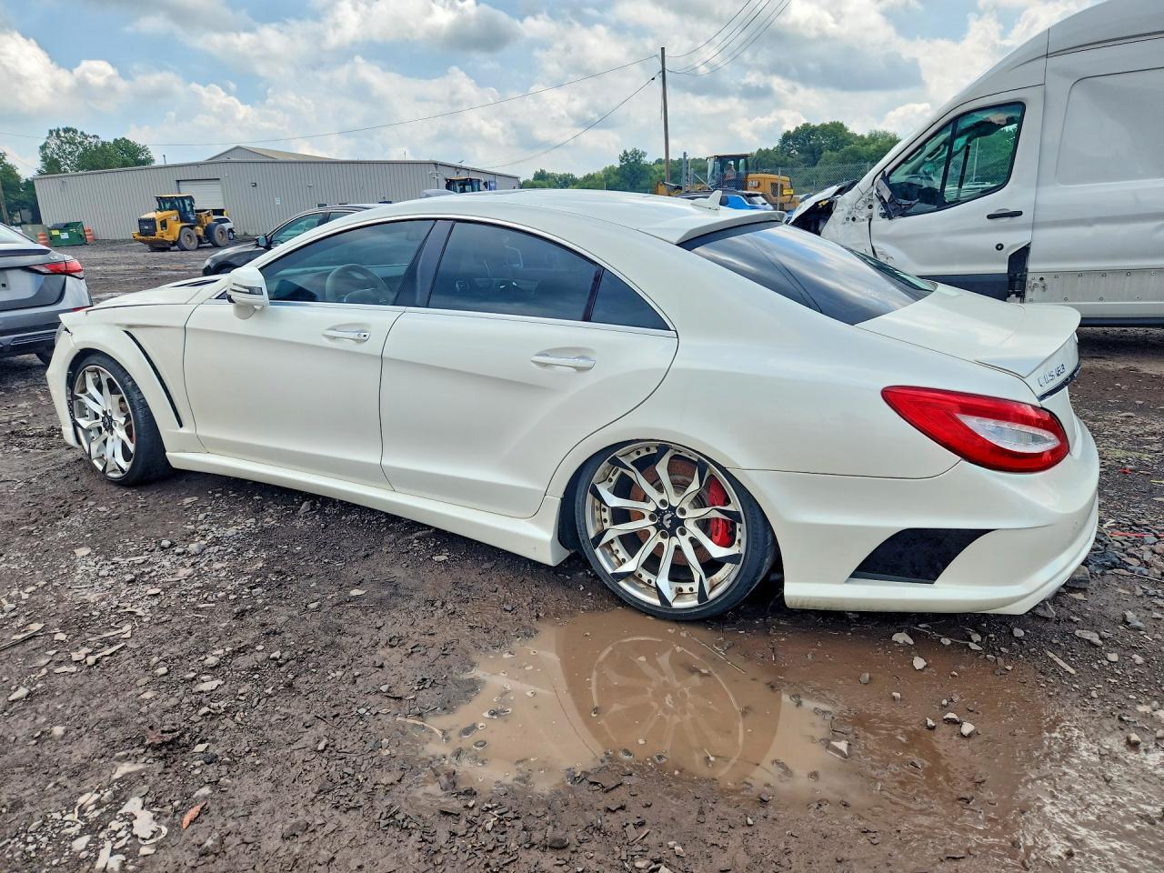 2014 MERCEDES-BENZ CLS 63 AMG S-MODEL — Фото 2 из 12