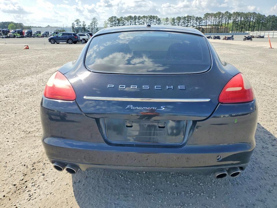 2013 PORSCHE PANAMERA S — Фото 6 из 12
