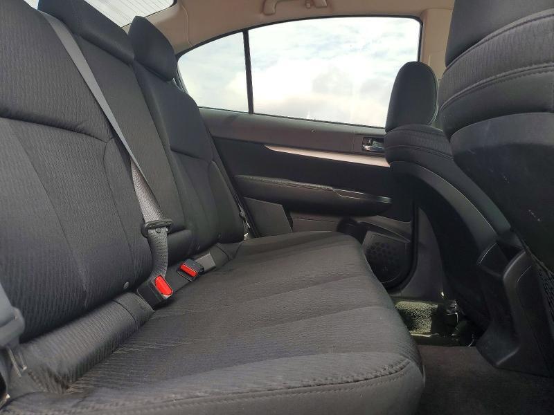2010 SUBARU LEGACY 2.5I PREMIUM — Фото 10 из 13