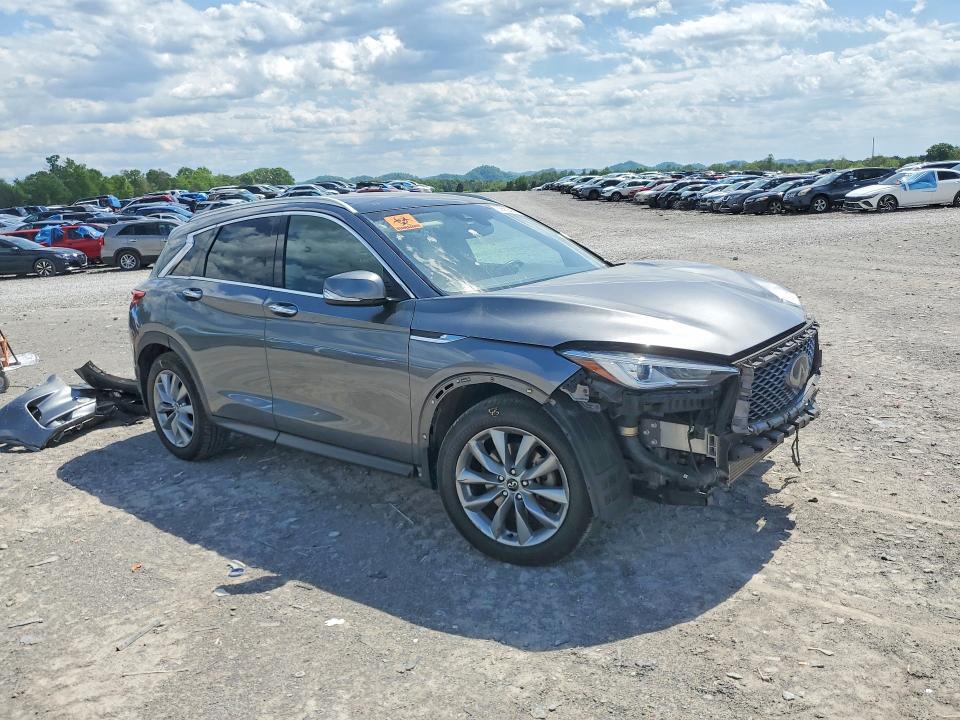 3PCAJ5M32KF112127 2019 INFINITI QX50 photo no. 4