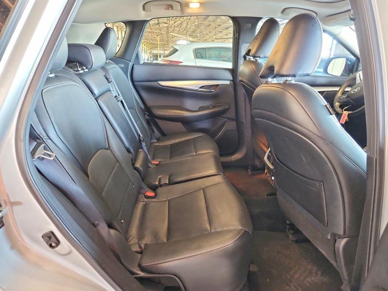 2019 INFINITI QX50 ESSENTIAL — Фото 11 из 13