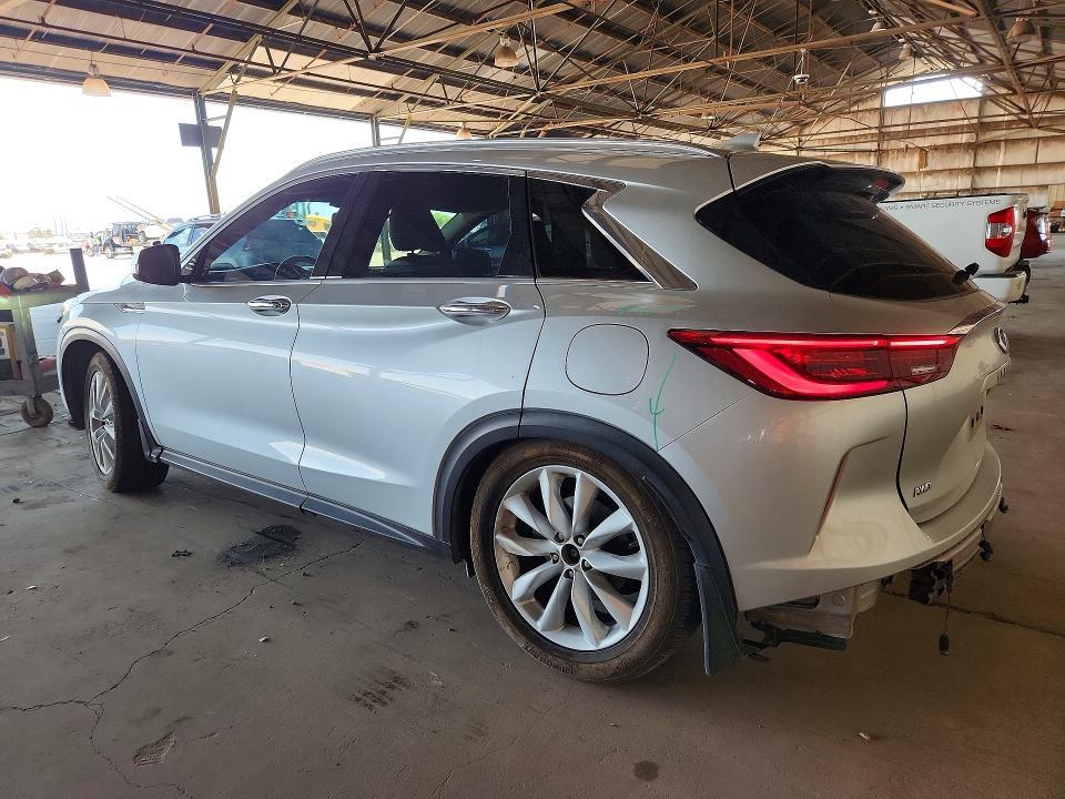 2019 INFINITI QX50 ESSENTIAL — Фото 2 из 13