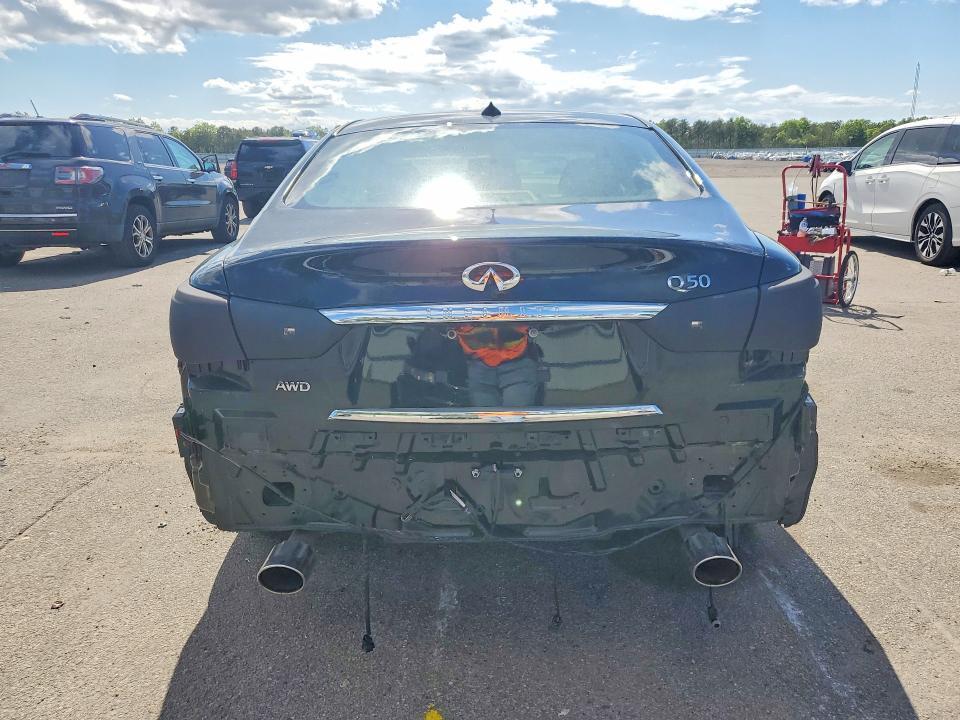 2019 INFINITI Q50 3.0T LUXE — Фото 6 из 12