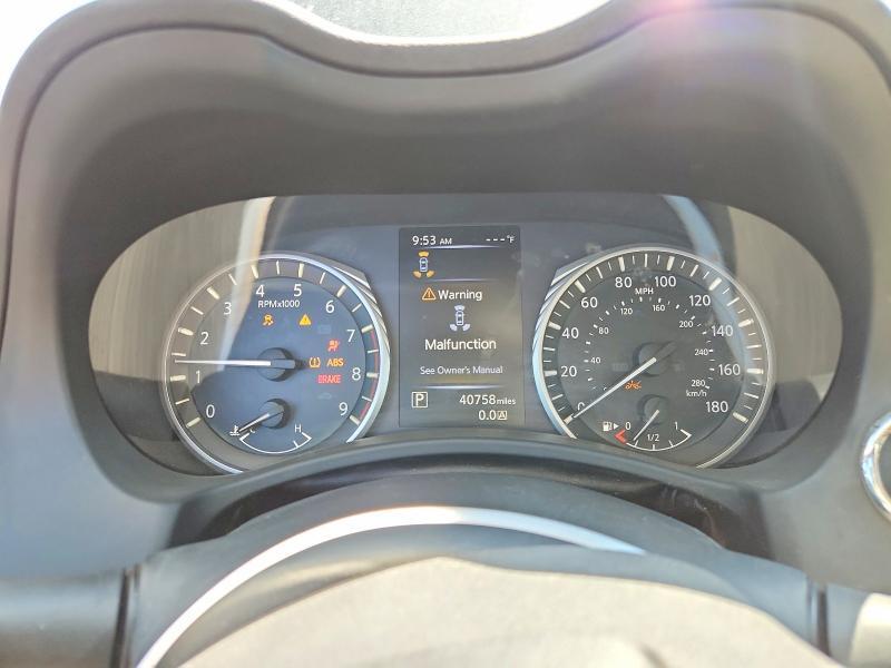 2019 INFINITI Q50 3.0T LUXE — Фото 9 из 12