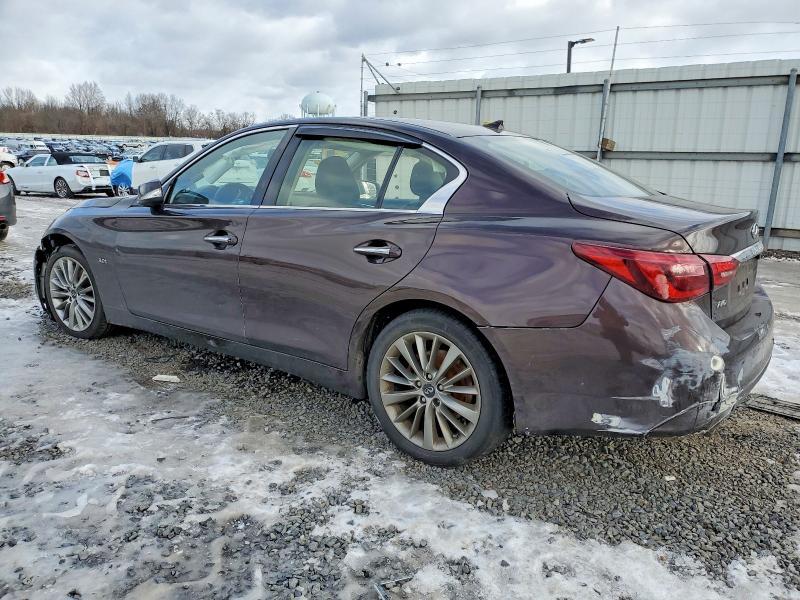 2019 INFINITI Q50 LUXE — Фото 2 из 12