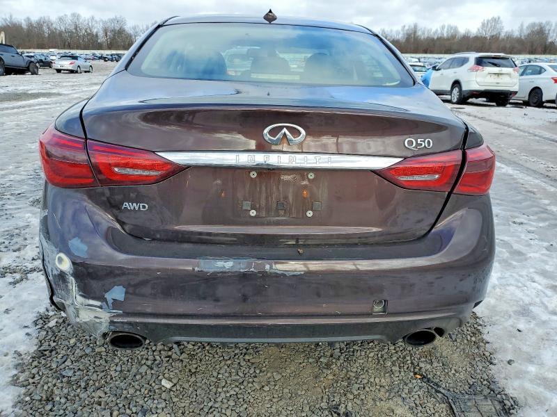 2019 INFINITI Q50 LUXE — Фото 6 из 12
