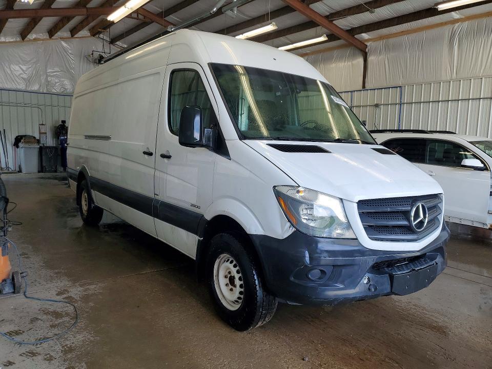 2016 MERCEDES-BENZ SPRINTER 2500 DELIVERY VAN — Фото 4 из 13