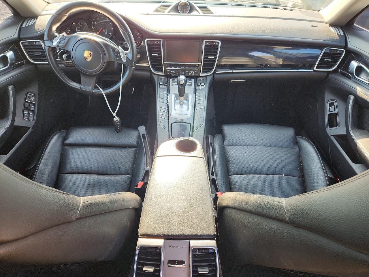2016 PORSCHE PANAMERA 2 — Фото 8 из 12